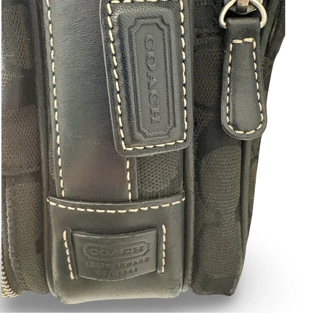 Vintage  COACH Signature 4270 Logo Canvas Camera/Flight Bag sling Black Rare - Picture 6 of 15